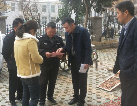 1c 宣传进小区.jpg