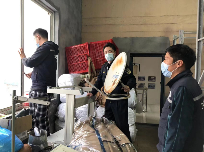 5 小耳朵拆除.jpg